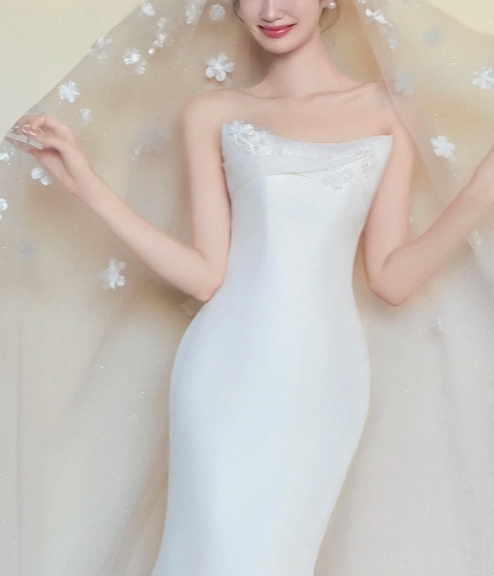 girlhomeshops-Weißes Meerjungfrau-Brautkleid, schmal, lang, Satin, mit exquisiten Applikationen, gh5981