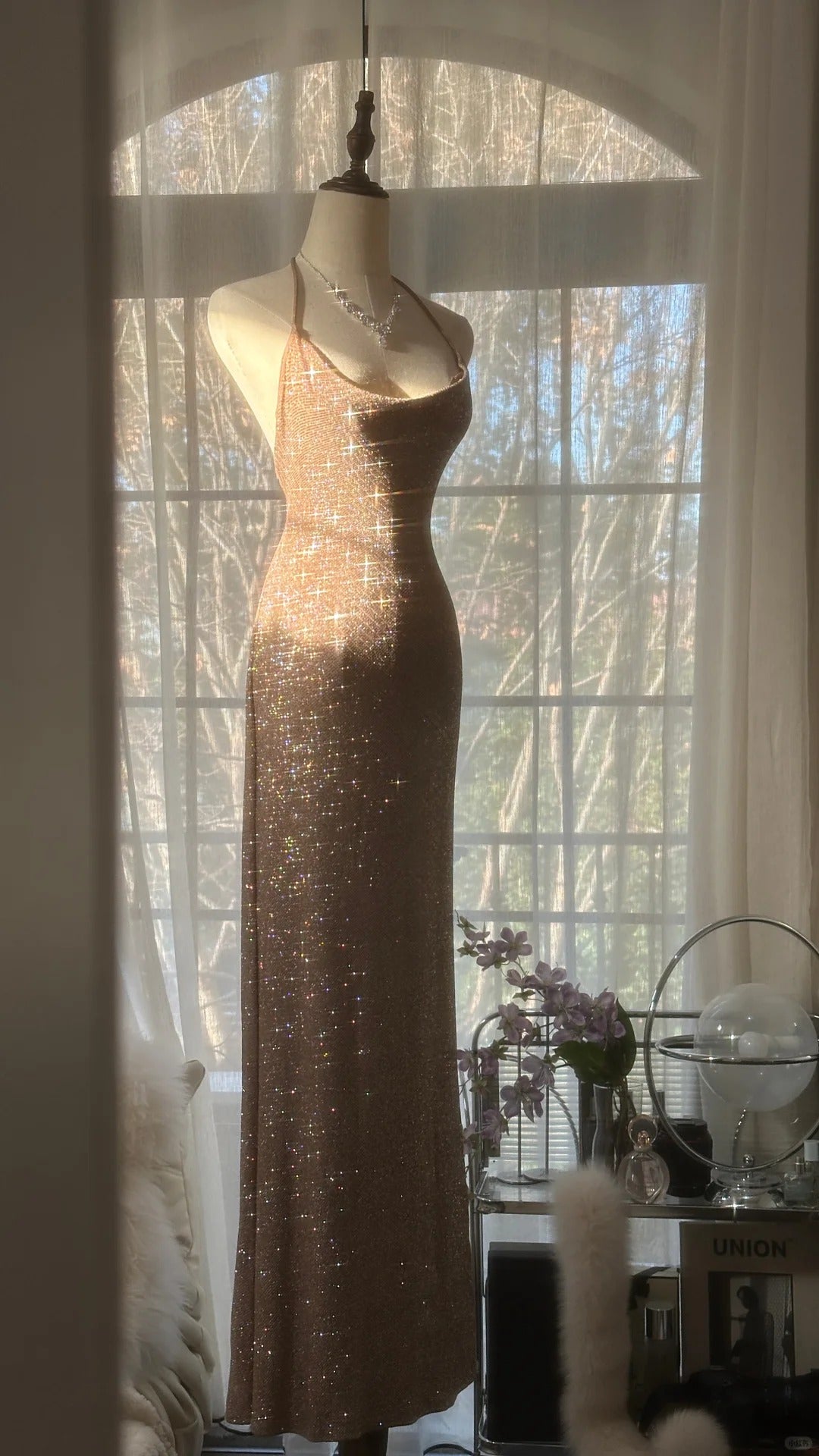 Robe de soirée longue en mousseline de soie, couleur champagne, magnifique, brillante, exquise, bretelles spaghetti, col en V, paillettes, gh4095