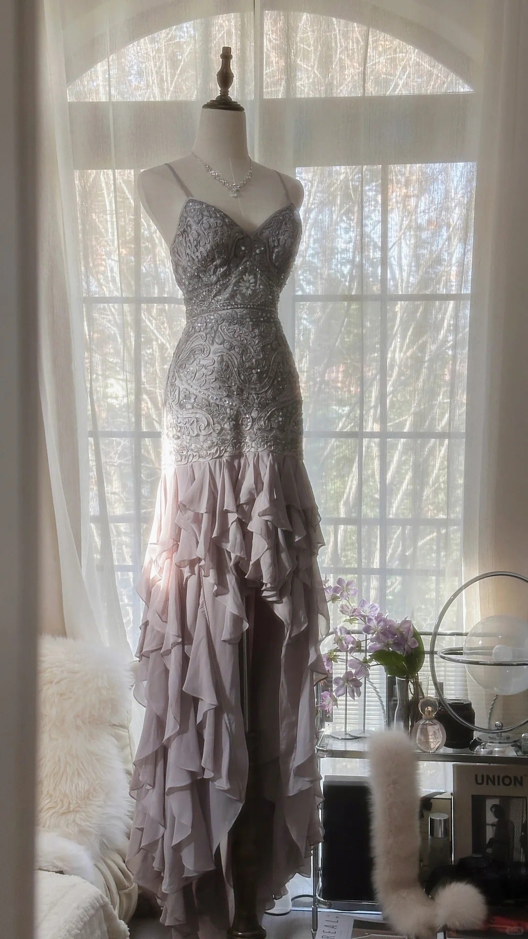 Robe de soirée longue en mousseline de soie, magnifique, élégante et romantique, en dentelle perlée, robe de bal, robe de fête d'anniversaire, gh4046