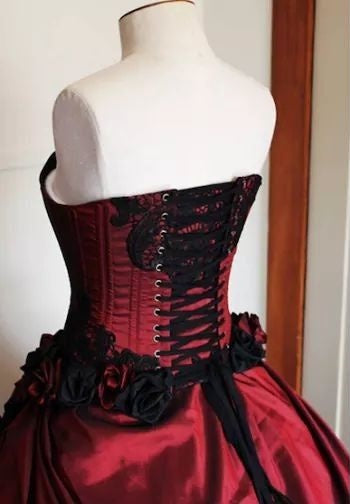 Burgunderrotes Vintage-Abendkleid mit zarten Blumenapplikationen, langes Satin-Tüll-Ballkleid, gh3210