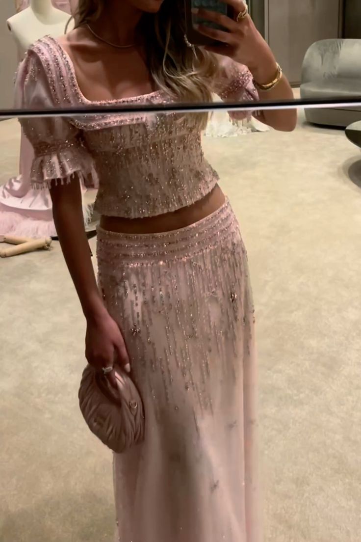 Robe deux-pièces rose en tulle à manches courtes et perles | Robe maxi élégante et luxueuse à encolure carrée découpée, idéale pour une soirée de gala gh6465