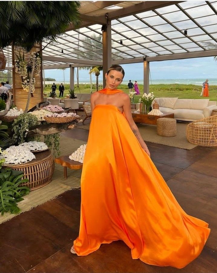 Orange Elegantes, fließendes A-Linien-Kleid mit schulterfreiem Satin, langes Ballkleid, Abendkleid für Hochzeitsgäste, Partykleid gh3093