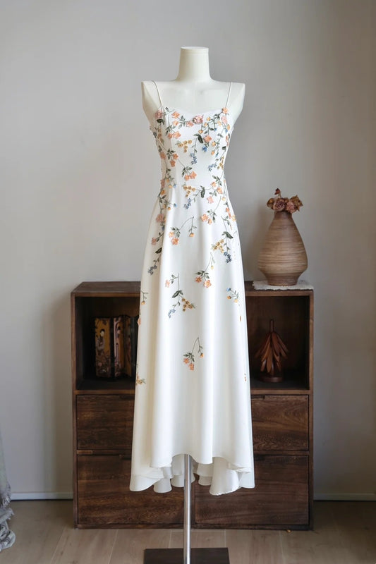 girlhomeshops - Robe de soirée longue vintage beige à bretelles spaghetti et imprimé floral, style forêt gh6038