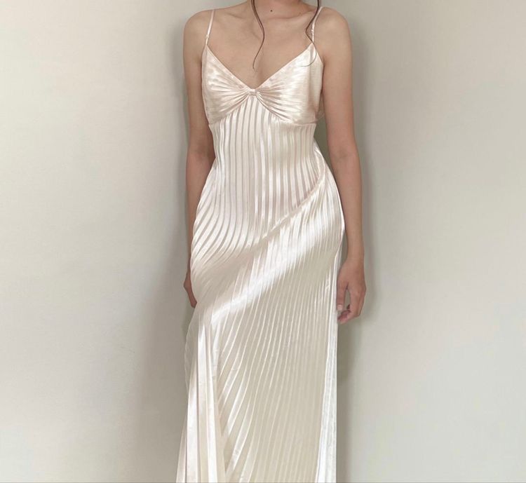 girlhomeshops-Spaghetti strap fashionable pleated long satin prom dress gh5792