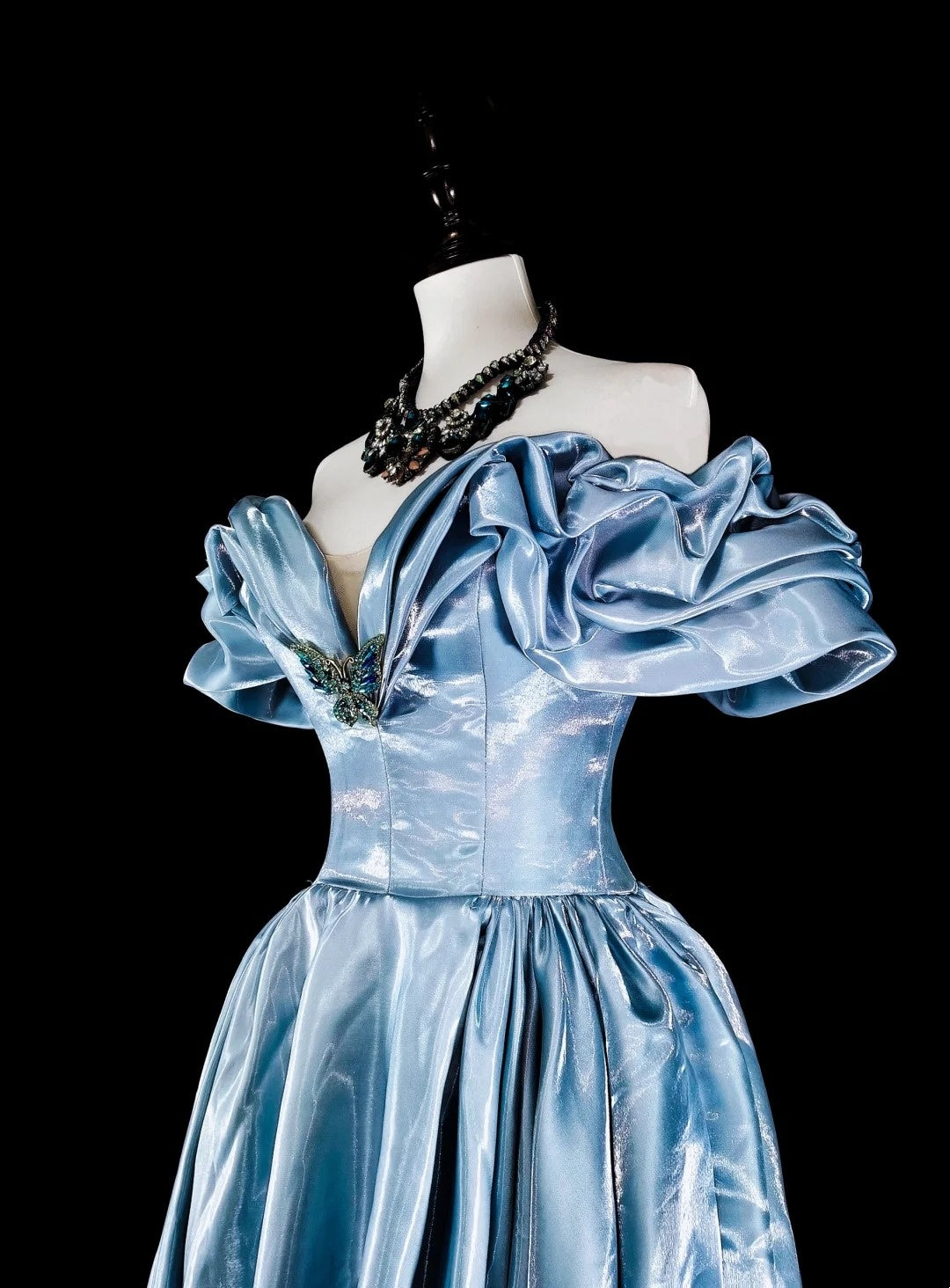 girlhomeshops-Elegant long satin formal ball gown in blue gh6136