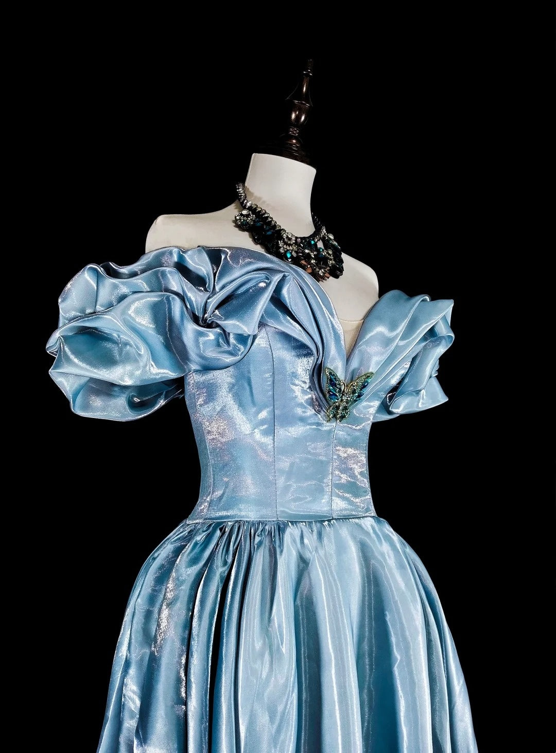 girlhomeshops-Elegant long satin formal ball gown in blue gh6136