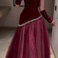 Ärmelloses burgunderrotes Samt- und Tüllkleid | Luxuriöses, elegantes Ballkleid mit Perlenbesatz und Schleppe gh6471