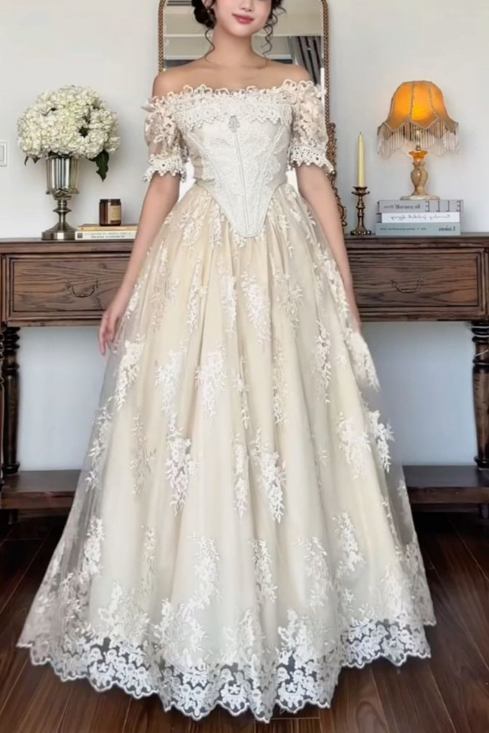 Girlhomeshops - Superbe robe de mariée longue en tulle et dentelle, à la mode, épaules dénudées, gh5839