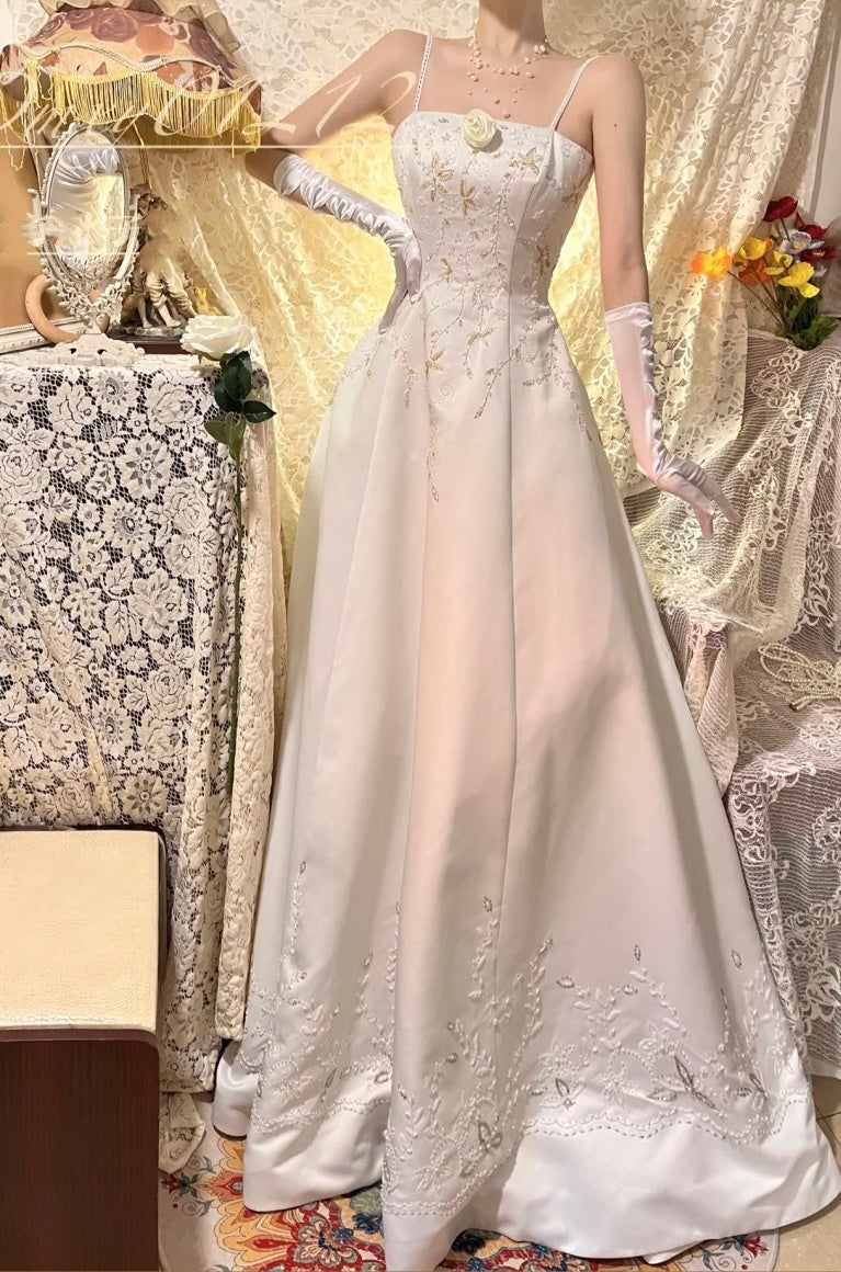 Robe de soirée longue en satin blanc et jaune, robe de mariée, décoration de perles exquise gh4509