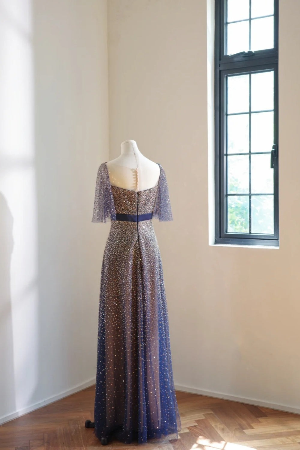 girlhomeshops-Vintage Blue-Gold Gradient V-Neck Sequin Bow Long Evening Gown gh6030