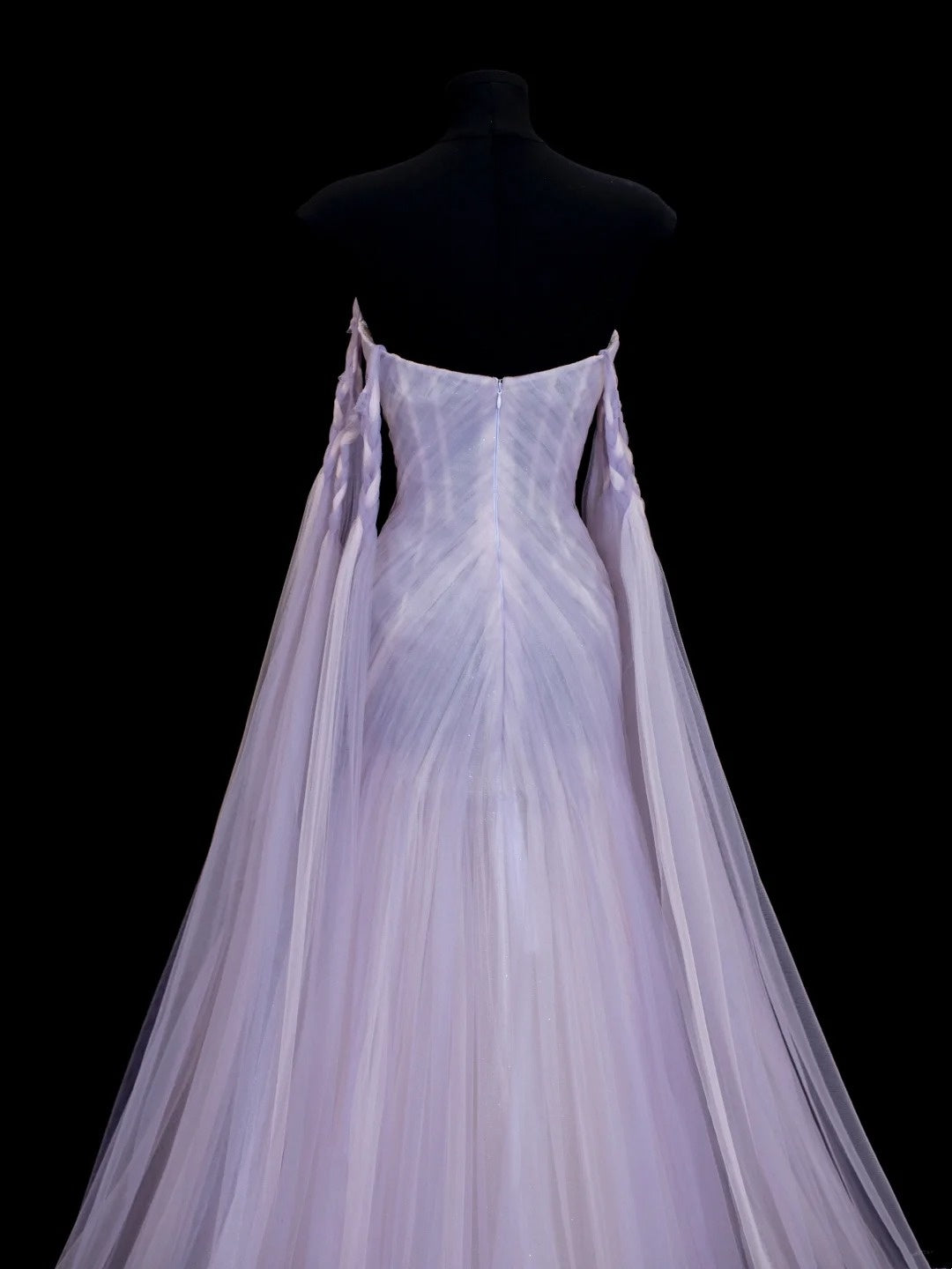 Märchenhaft luxuriöses, verträumtes Abendkleid im hellvioletten Tüll-Stil mit trägerloser Schleppe – Sternenlicht-Thema, Dinner- und Ballkleid gh6562