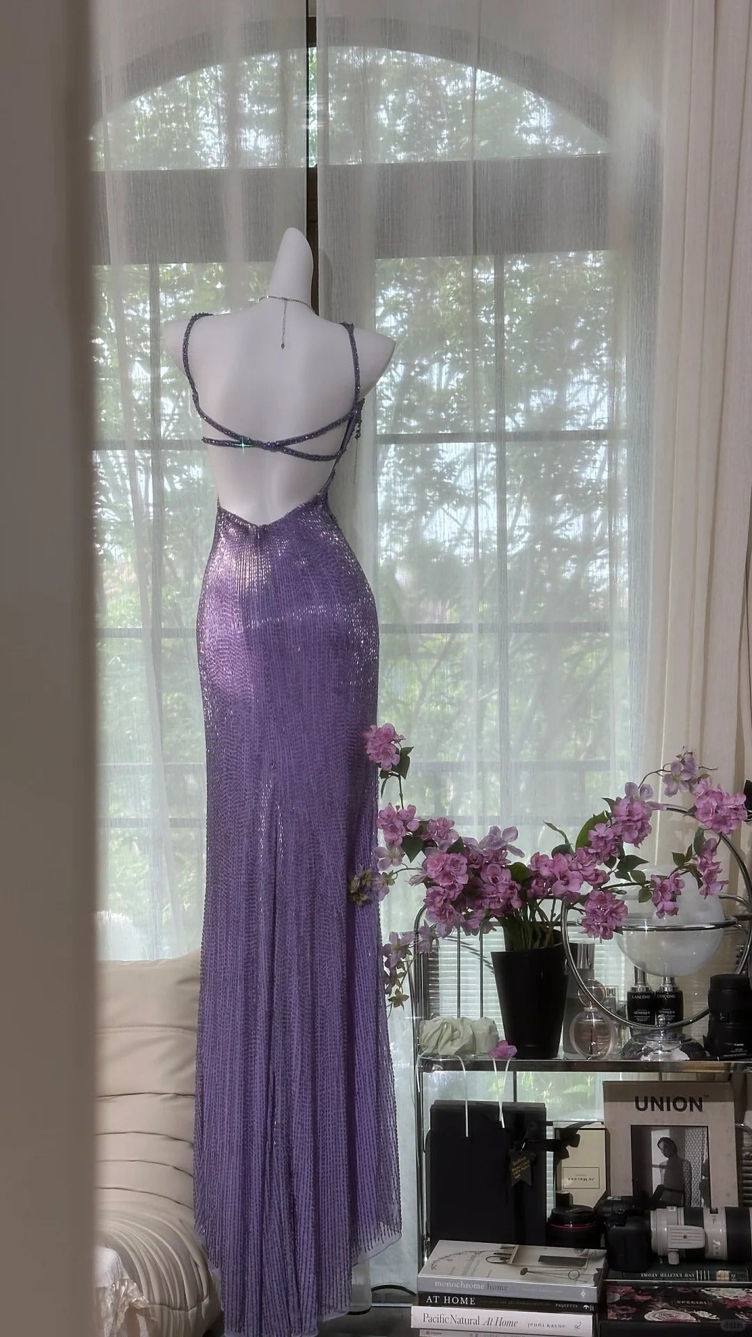 （Out of stock）Purple Shiny Gorgeous Luxury Sequin Heavy Spaghetti Strap Long Butterfly Decoration Sequin Chiffon Ball Gown Evening Gown Party Dress gh4175