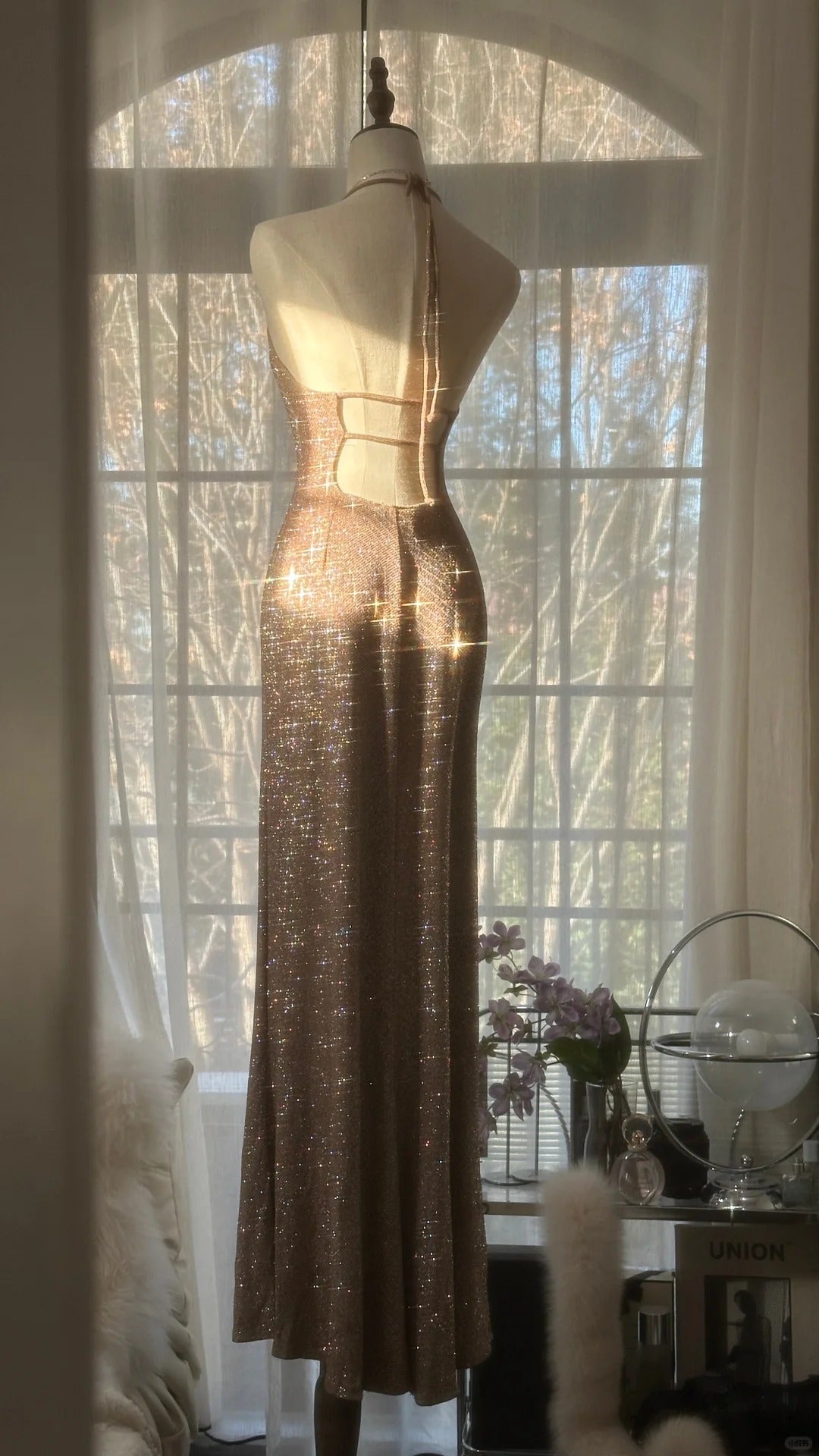 Robe de soirée longue en mousseline de soie, couleur champagne, magnifique, brillante, exquise, bretelles spaghetti, col en V, paillettes, gh4095