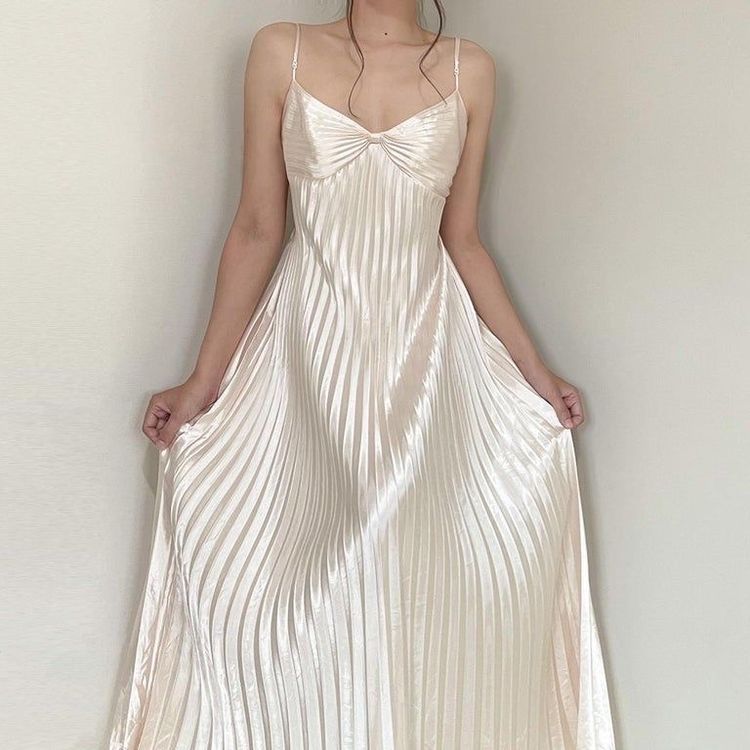 girlhomeshops-Spaghetti strap fashionable pleated long satin prom dress gh5792