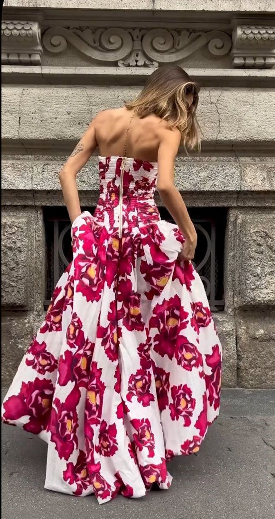 girlhomeshops-Rotes, langes Ballkleid aus Satin-Chiffon mit Blumenmuster, gh5928