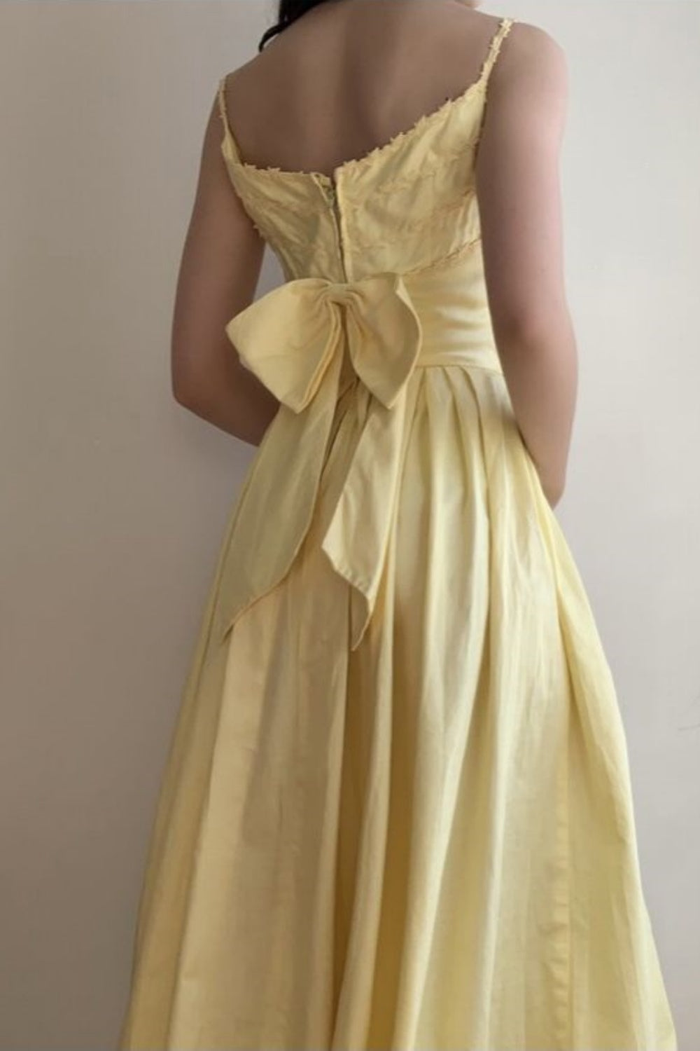 girlhomeshops-- Yellow spaghetti strap long satin dress gh5722