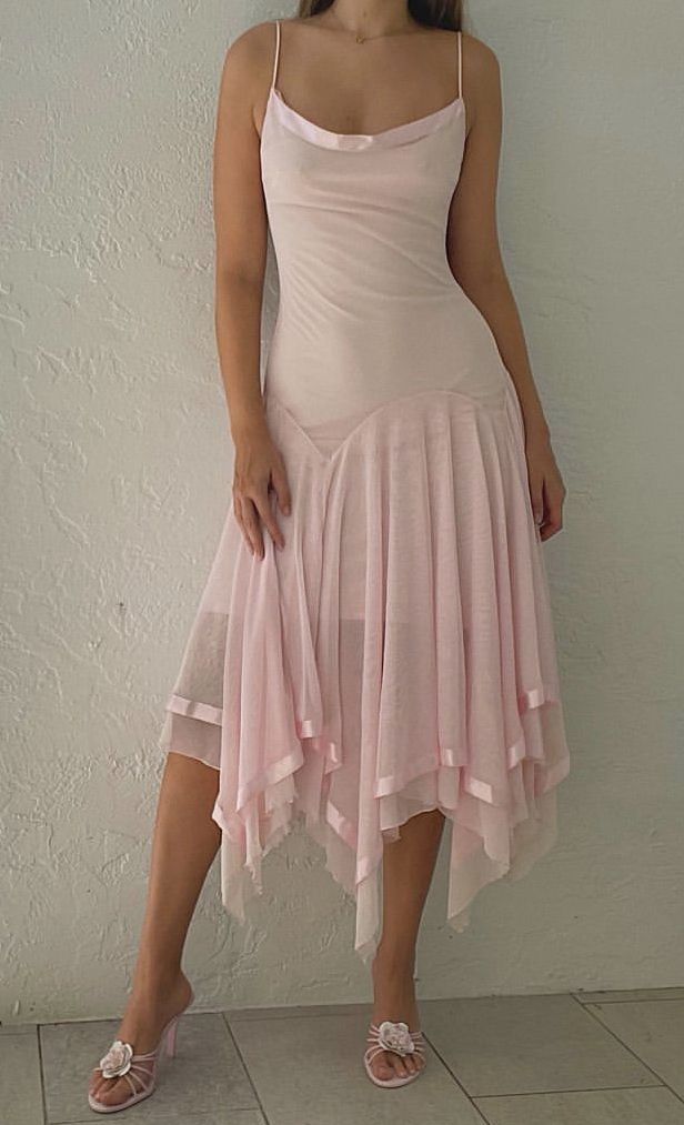 girlhomeshops – Rosa Spaghettiträger, langes Chiffon-Ballkleid mit Rüschen, gh5681