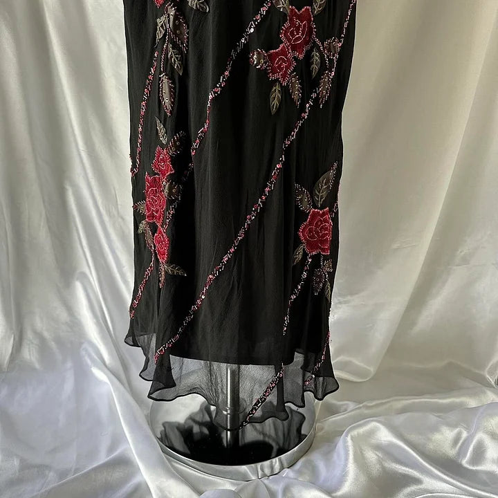 Wunderschönes, enges, trägerloses, exquisites, langes Ballkleid-Abendkleid aus Tüll mit roten Rosen und Perlen gh3157