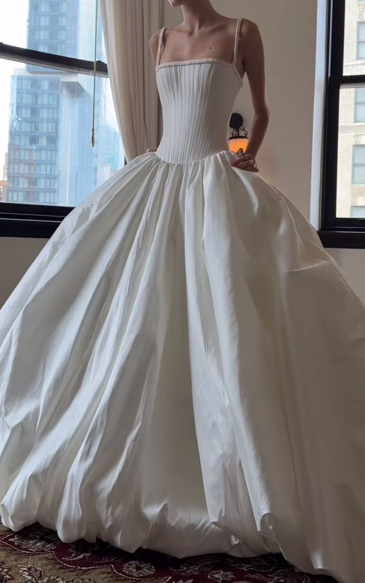 Vintage Princess Style Spaghetti Strap Sleeveless Gown | Satin Waist-Fitted Ballgown Maxi Dress for Wedding Bridal Engagement Luxury Dinner Party gh6419