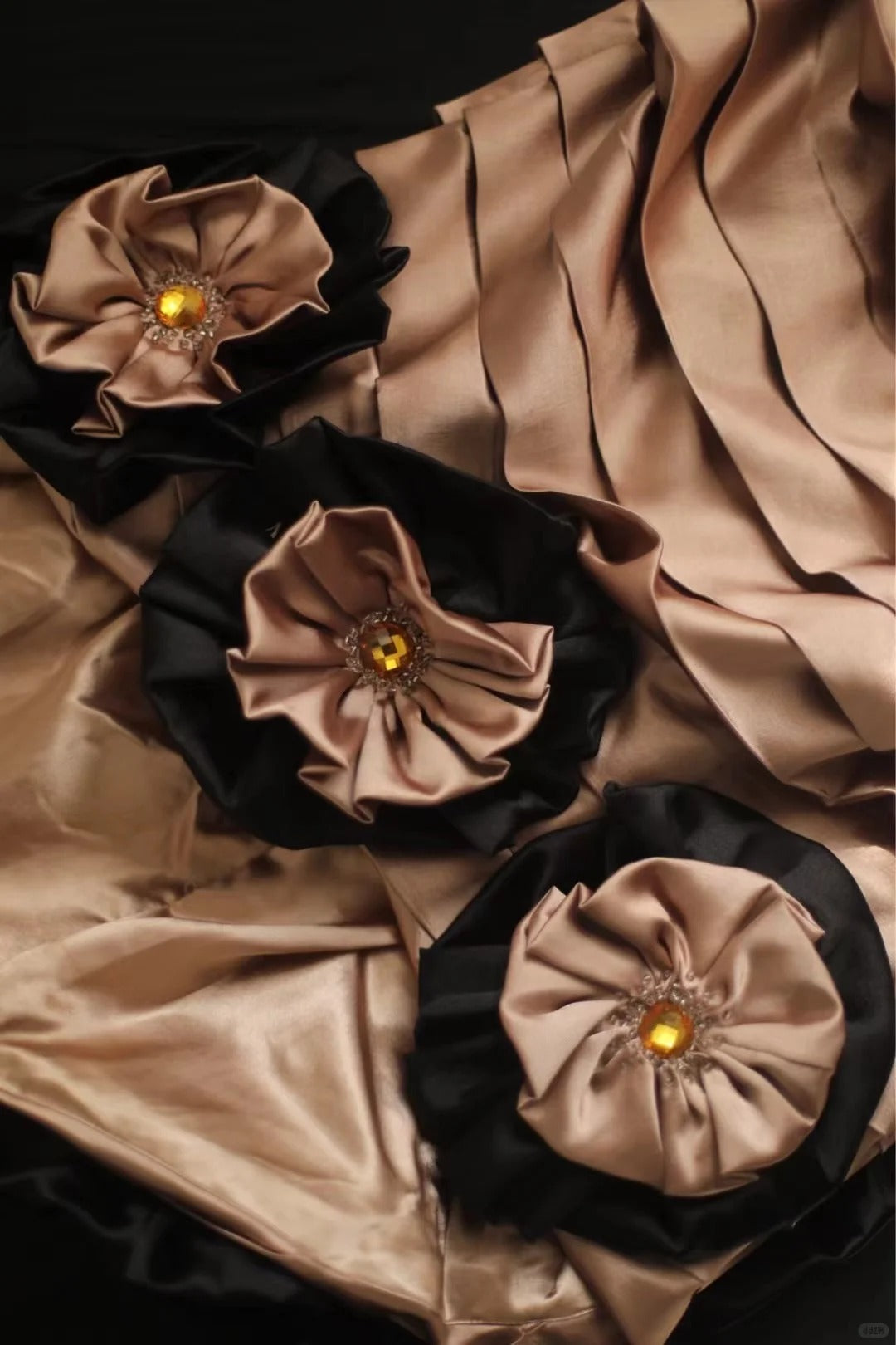 Tea Color Fashion Floral Short Front and Back Length Short Satin Homecoming Dress Fashion Birthday Party Dress Evening Dress gh4816