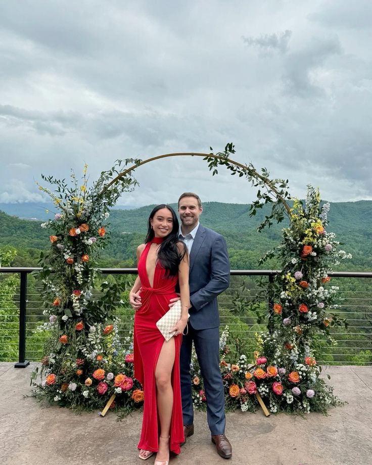 Red Fashion Sexy V-neck Elegant Long Satin Slit Slim Ball Gown Evening Dress Wedding Guest Party Dress Prom Dress gh3659