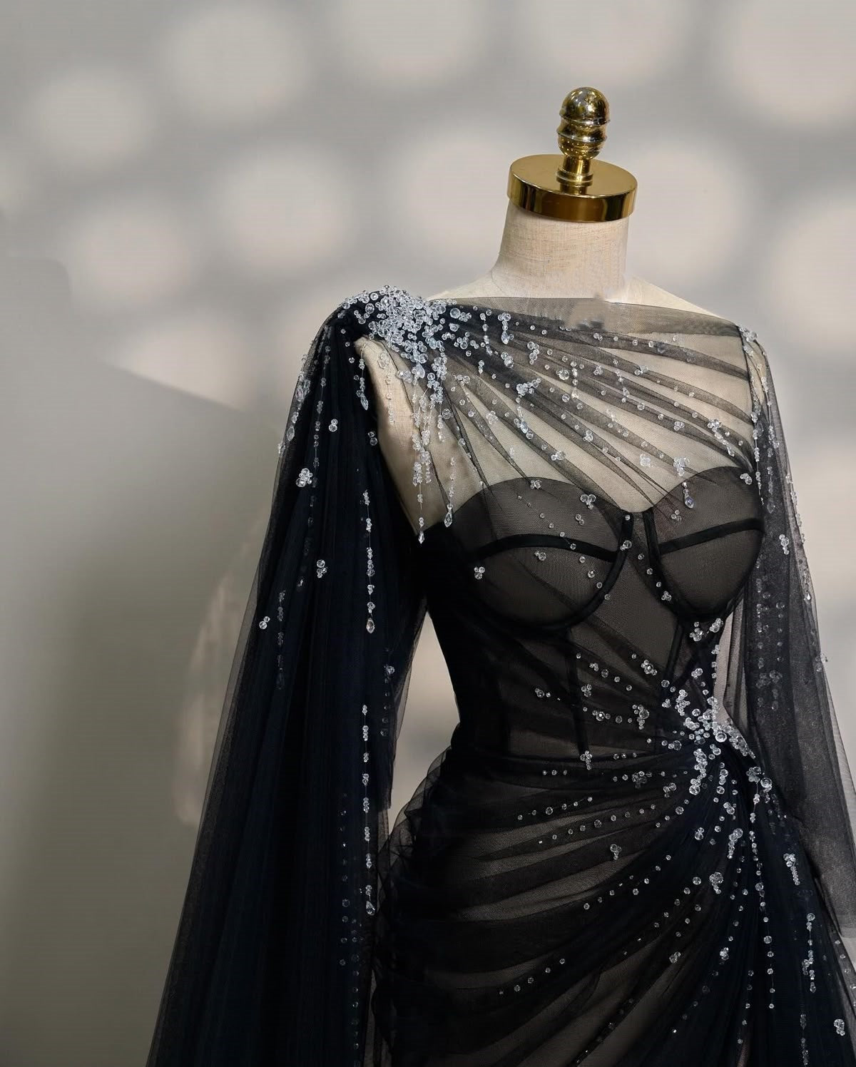 Girlhomeshops - Schwarz/Weinrot/Hellbraun Exquisite Perlenbesetzter Herzausschnitt Langes Tüll-Ballkleid Abendkleid Partykleid gh5386