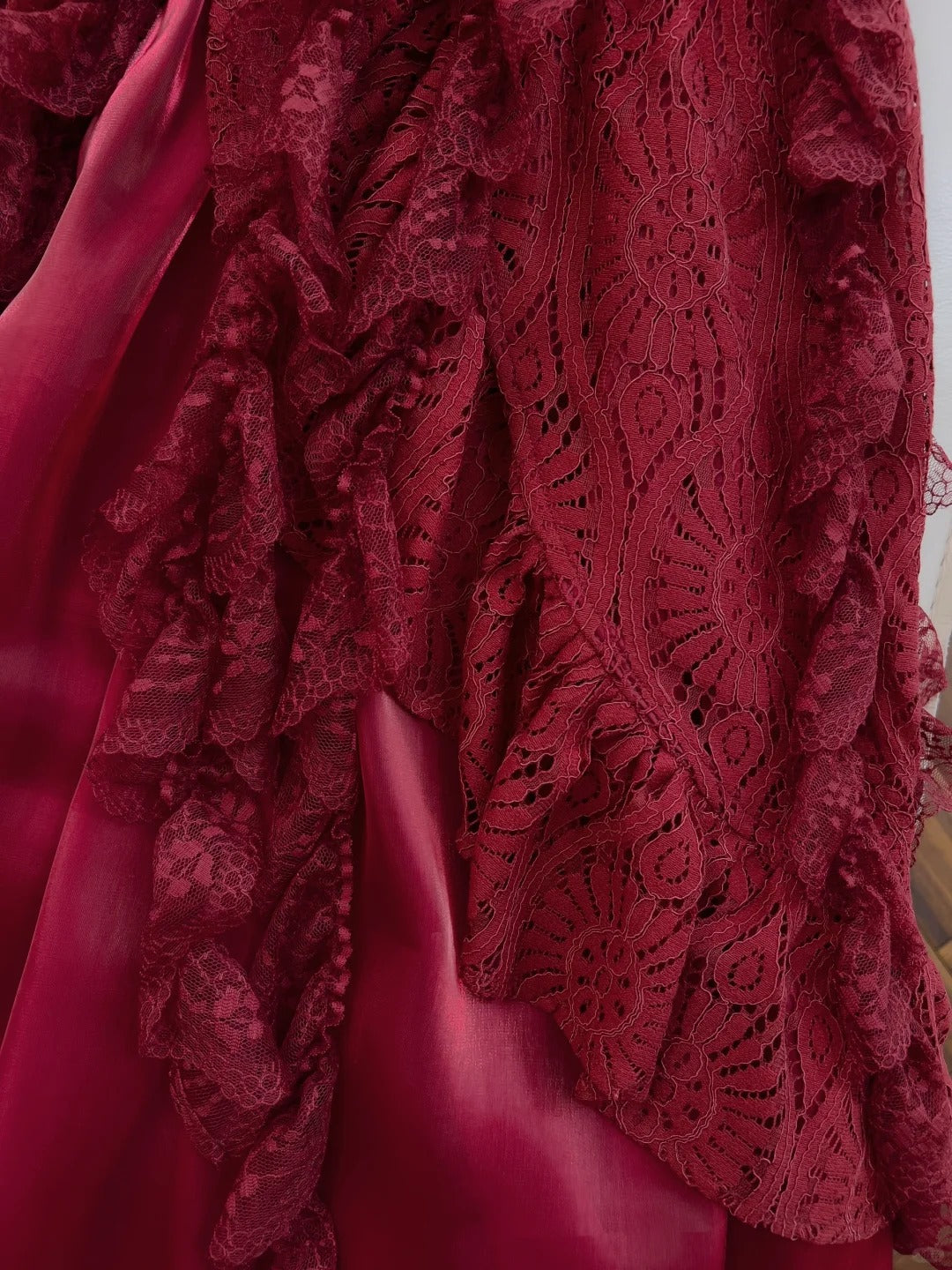 Robe de soirée longue en satin bordeaux vintage, tenue de bal, d'anniversaire, gh4409