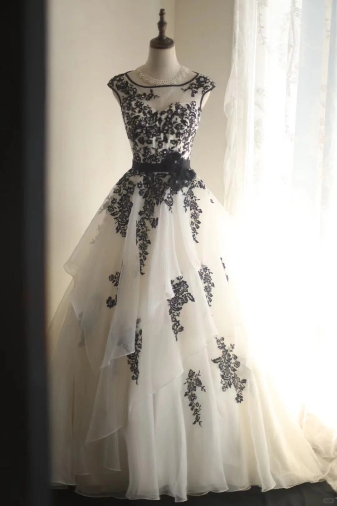 Robe de soirée longue en tulle et dentelle florale style cygne noir, tenue de princesse, gh4324