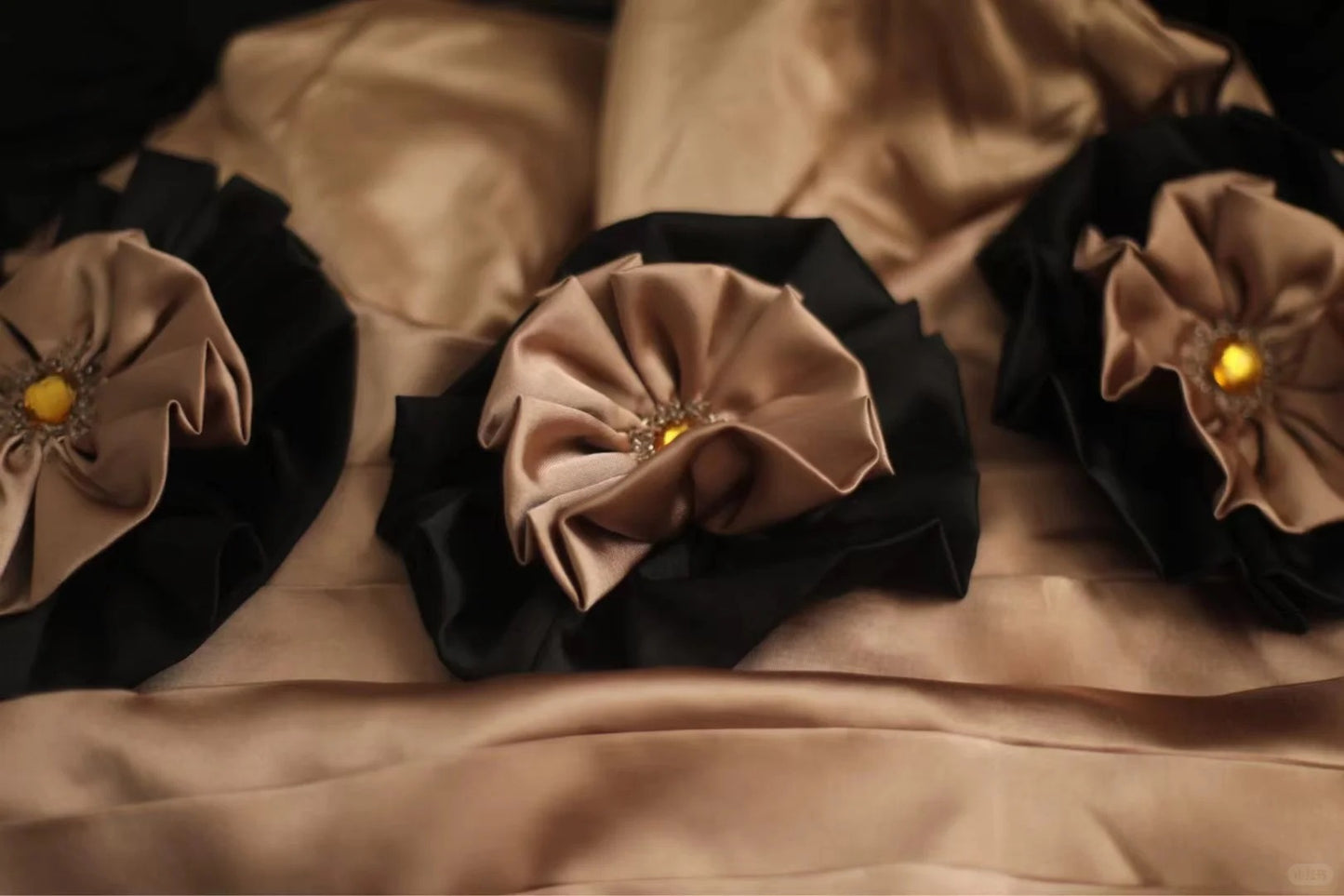 Tea Color Fashion Floral Short Front and Back Length Short Satin Homecoming Dress Fashion Birthday Party Dress Evening Dress gh4816