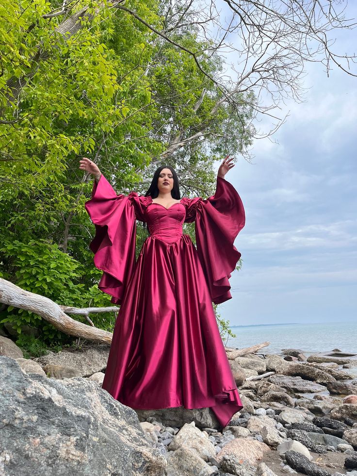 Robe de soirée longue en satin fuchsia, élégante, vintage, décolleté en cœur, longueur au sol, gh4080