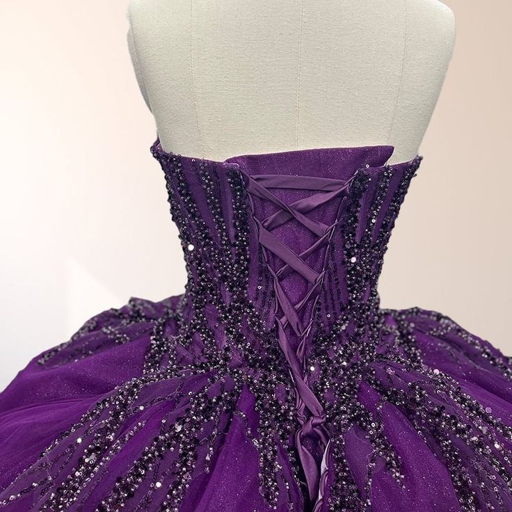 girlhomeshops - Robe de bal/robe de mariée longue en tulle violet scintillant et délicatement perlé gh6186