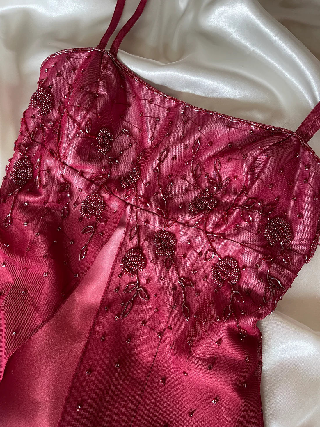 Girlhomeshops – Rotes, exquisites, florales, perlenbesetztes, modisches, langes Tüll-Ballkleid mit Abschlussballkleid gh5521