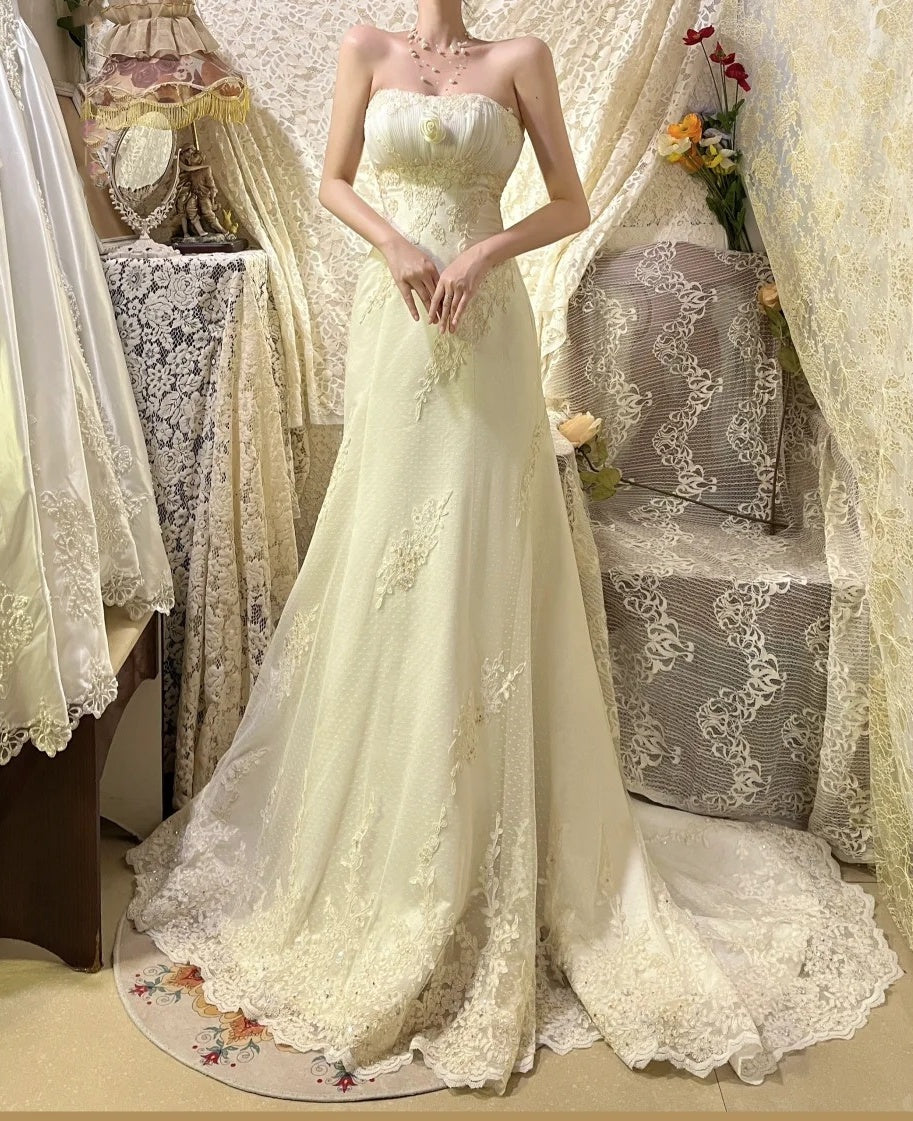 Robe de soirée longue en tulle et dentelle jaune clair, motif floral et perles, gh4488