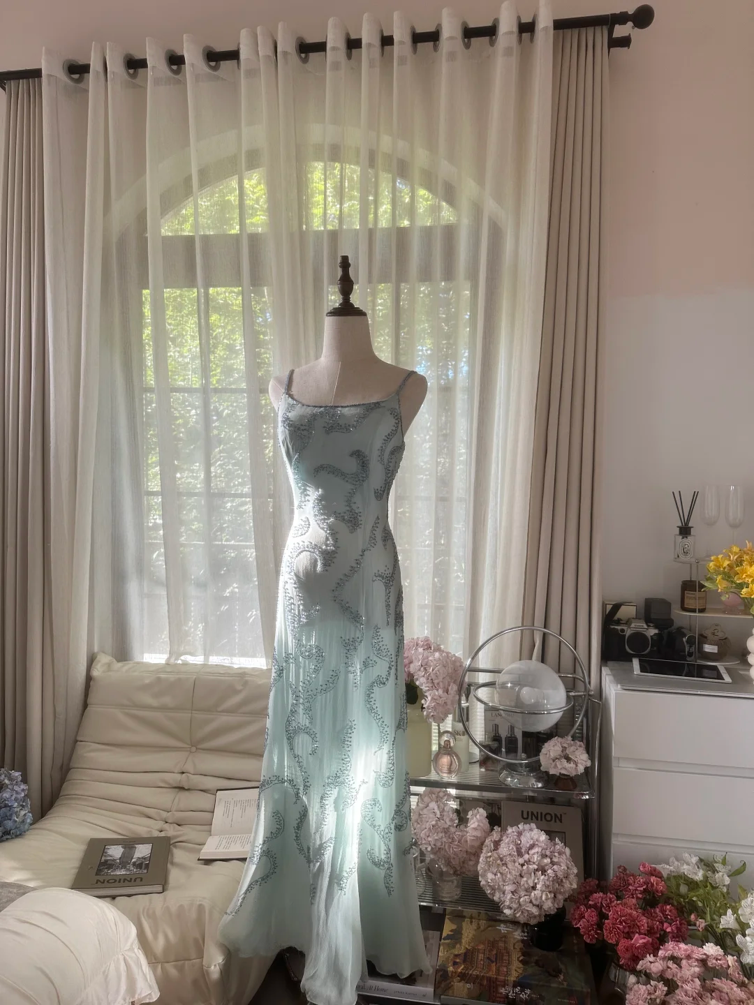Hellblaues, wunderschönes, funkelndes, modisches, elegantes, exquisites, perlenbesetztes, langes Chiffon-Ballkleid mit Feenmotiv, Abendkleid für Geburtstage/Hochzeitsgäste/Urlaubspartys, Ballkleid, Valentinstags-Date-Kleid, gh4036