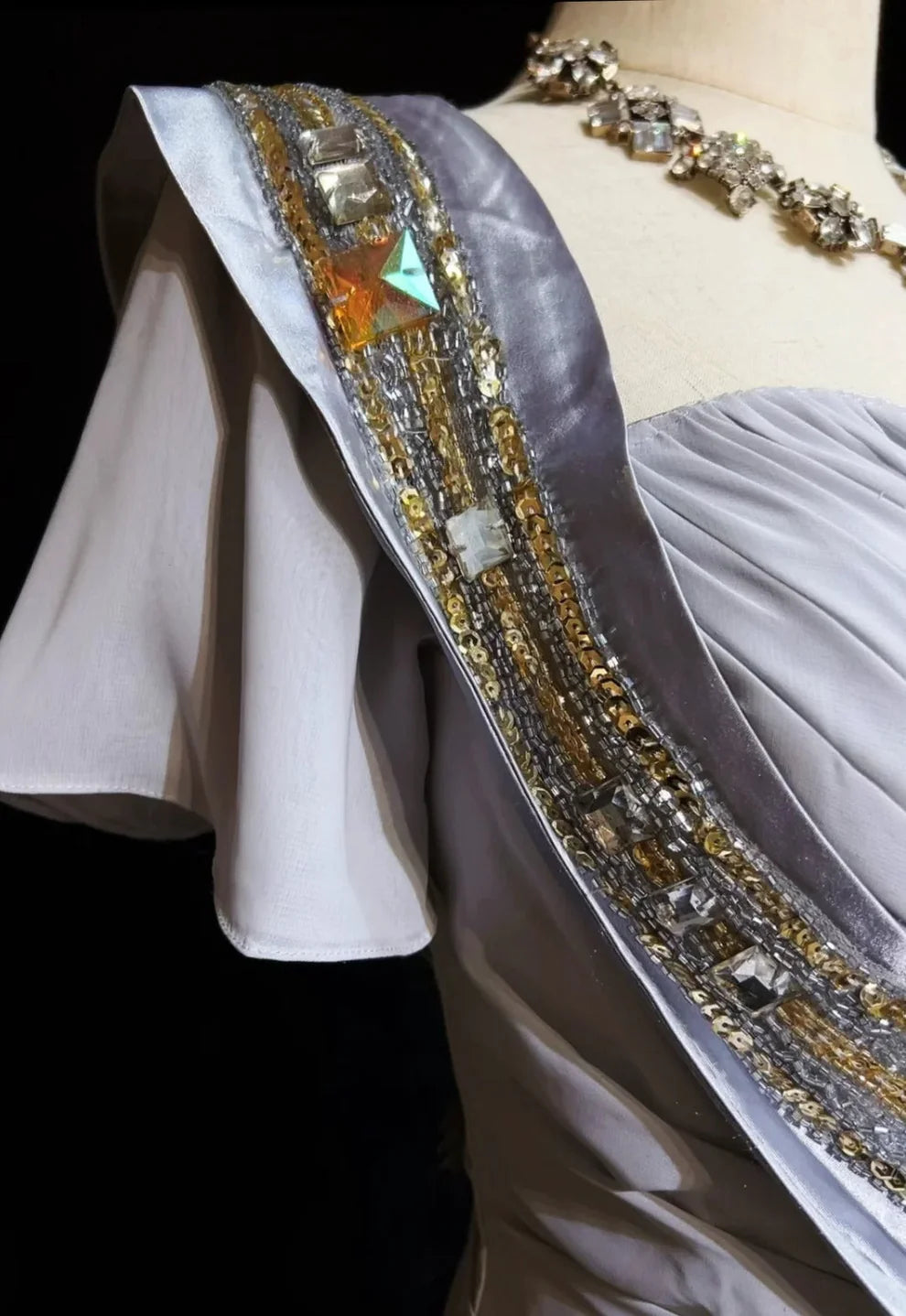 Robe de soirée longue en satin gris avec broderies et perles exquises, sequins, bretelles spaghetti, robe de bal, gh4103