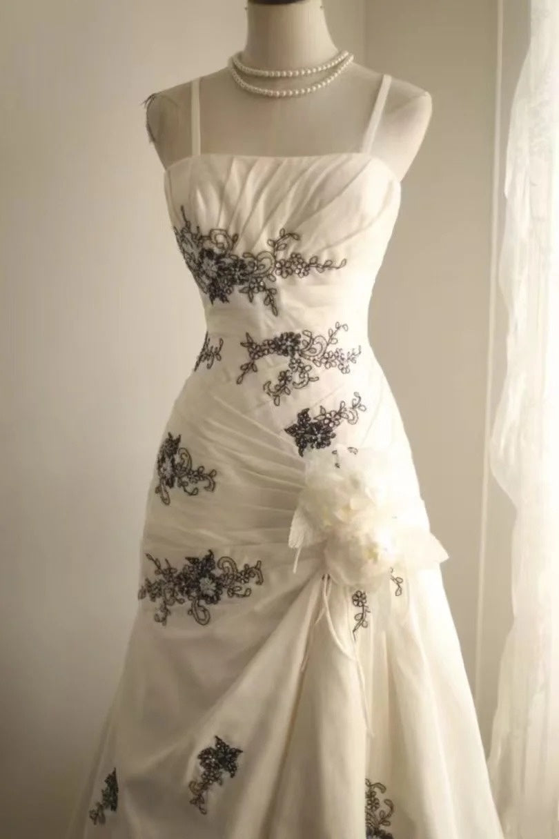 Girlhomeshops - Robe de mariée trapèze en tulle brodé blanc sans manches, robe de soirée rétro élégante, gh5829