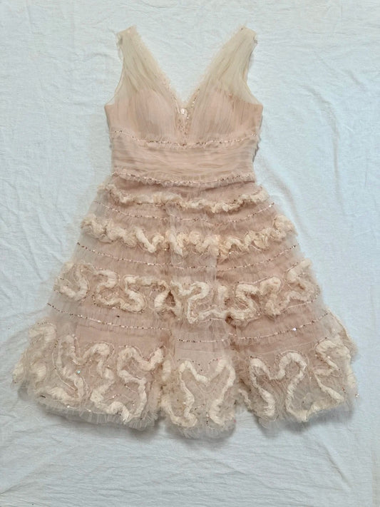 girlhomeshops-Nude Pink Tulle Sleeveless Midi Dress with Sequins and 3D Textured Patterns gh6312