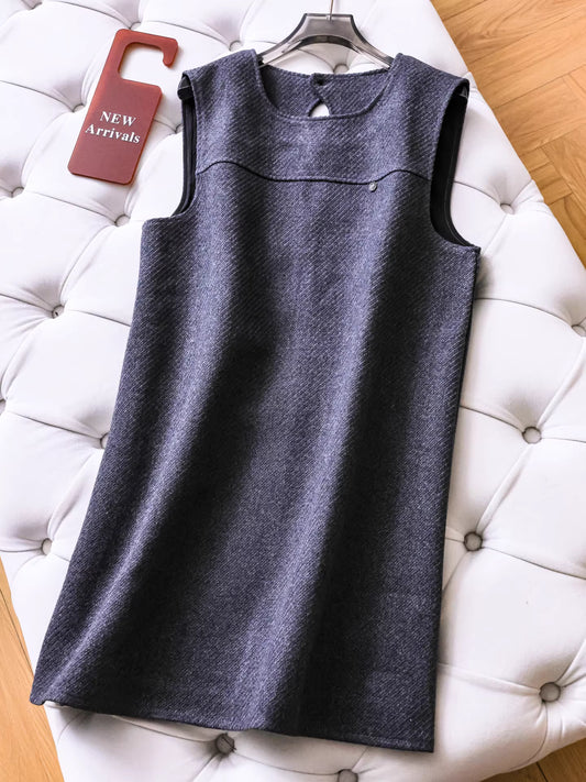 Solid color textured openwork round neck loose straight sleeveless vest dress layered with wool vest women's dress 11306