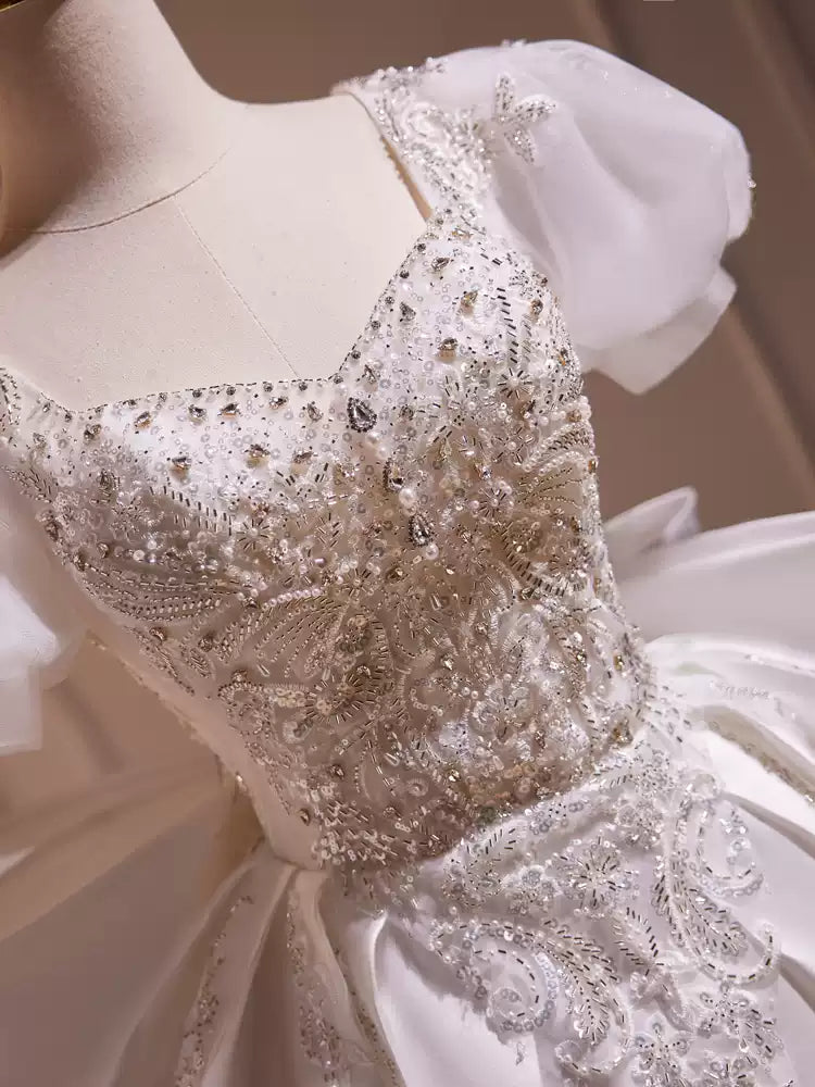 Weißes, perlenbesetztes, bauschiges, kurzes Heimkehrkleid, Hochzeitskleid, Partykleid, Geburtstagspartykleid, leichtes Hochzeitskleid, Prinzessin, gh4606