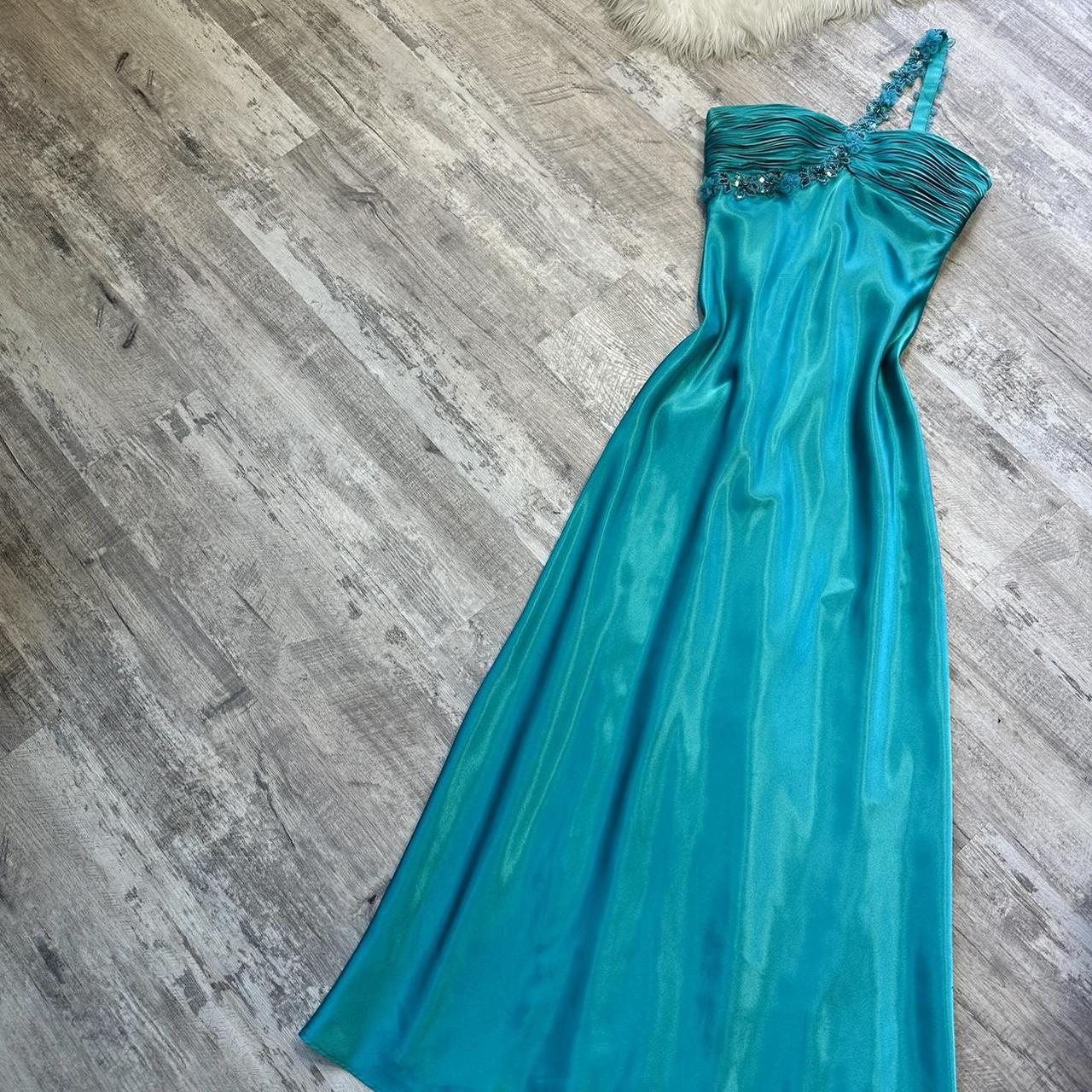 Magnifique robe de soirée longue en satin bleu réhydraté, exquise, asymétrique, à paillettes, bretelles florales, perles, robe de bal, robe de fête d'anniversaire, gh3807