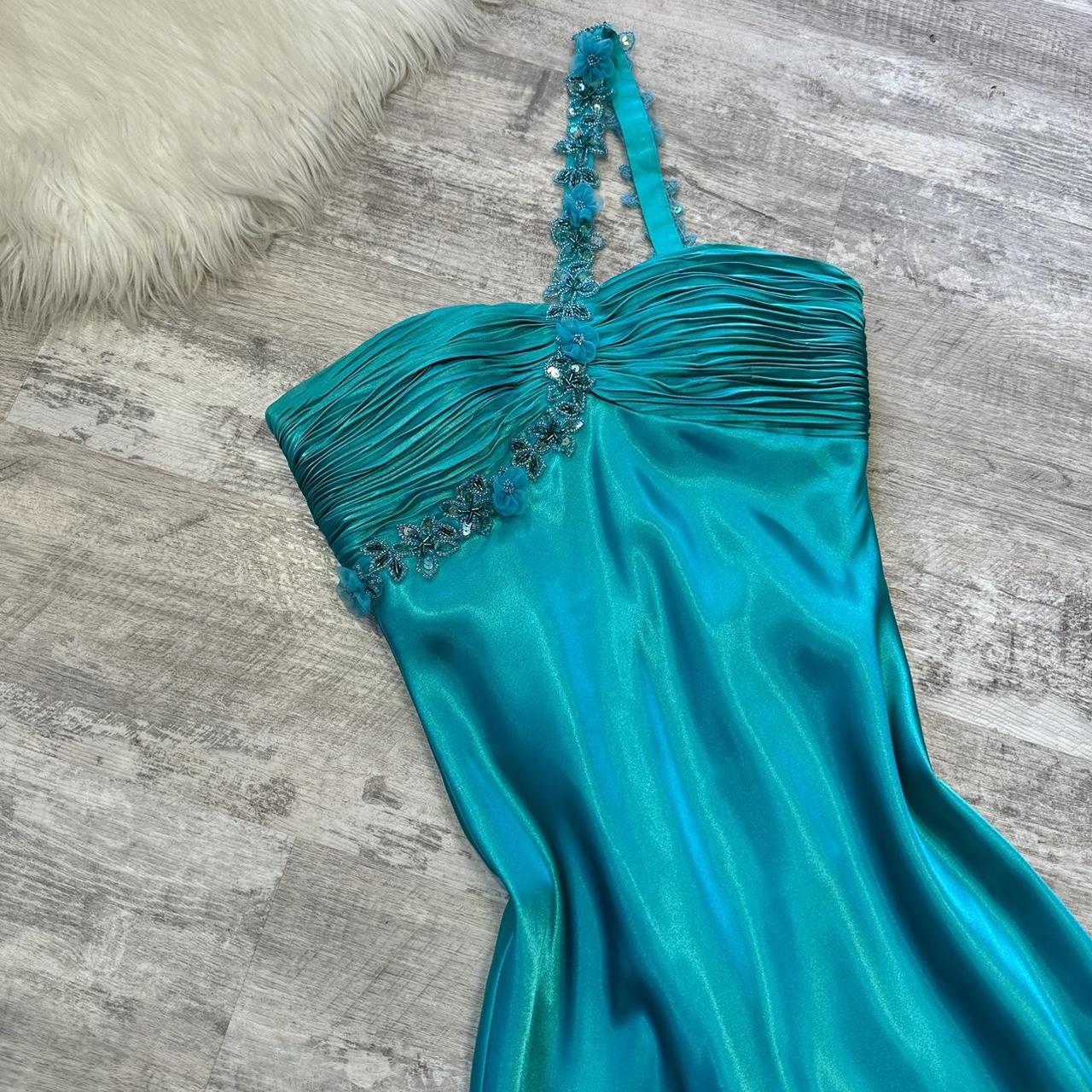 Magnifique robe de soirée longue en satin bleu réhydraté, exquise, asymétrique, à paillettes, bretelles florales, perles, robe de bal, robe de fête d'anniversaire, gh3807