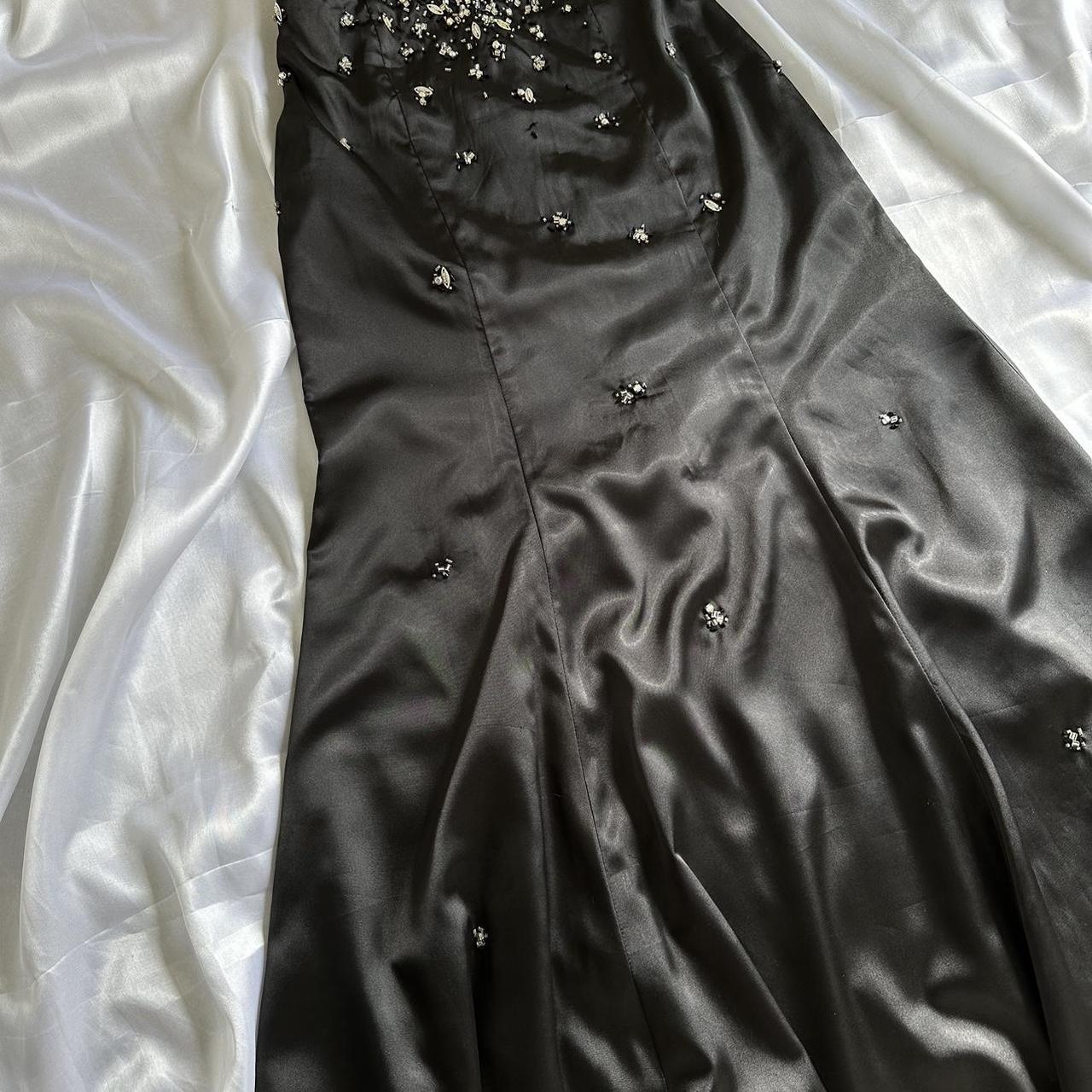 Schwarzes, wunderschönes Vintage-Mode-Elegantes, exquisites, perlenbesetztes Spaghettiträger-Lang-Satin-Ballkleid, Abendkleid, Geburtstagspartykleid, Abschlussballkleid gh3640