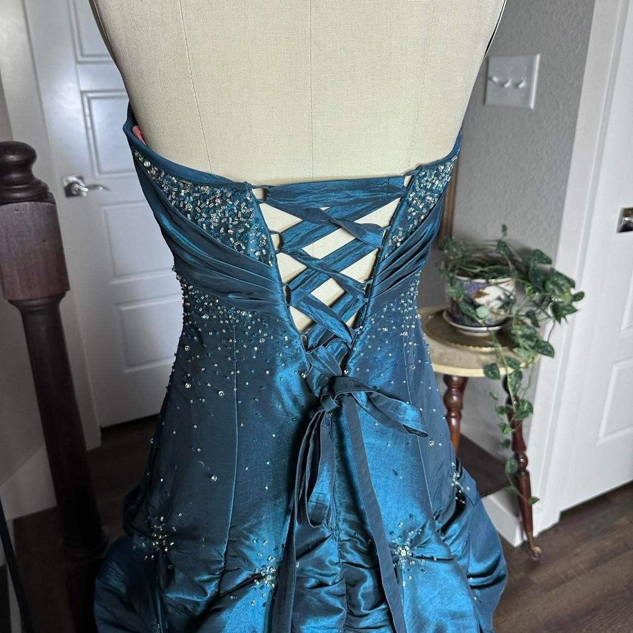Robe de soirée longue en satin bleu vintage, élégante et exquise, avec perles, longueur au sol, gh3936