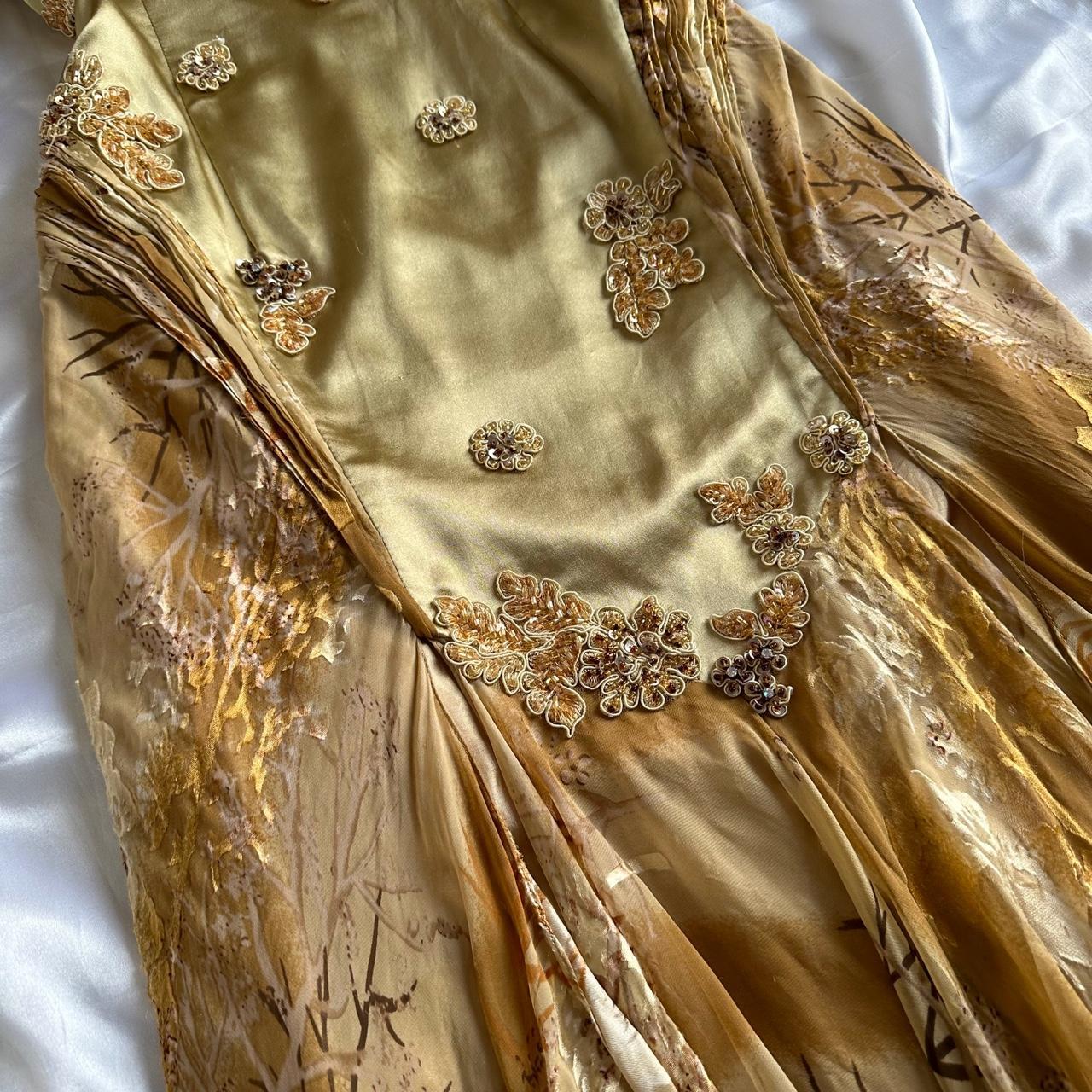 Gold Umwerfend Schönes Charmantes Elegantes Exquisites Blumenmuster Perlen Trägerloses Langes Satin Chiffon Ballkleid Abendkleid Partykleid Ballkleid gh3824