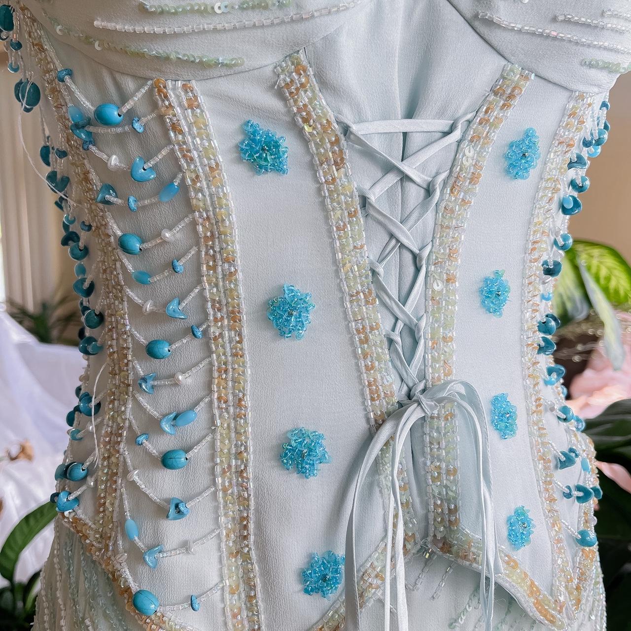 Girlhomeshops - Superbe robe de soirée bleu ciel ombré à lacets et perles, style corset, gh5096