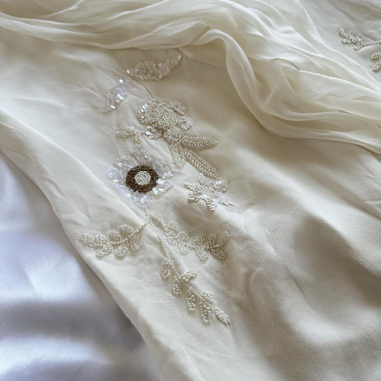 Robe de soirée longue en mousseline de soie, magnifique, légère et délicate, avec des bretelles spaghetti et des perles, gh3336