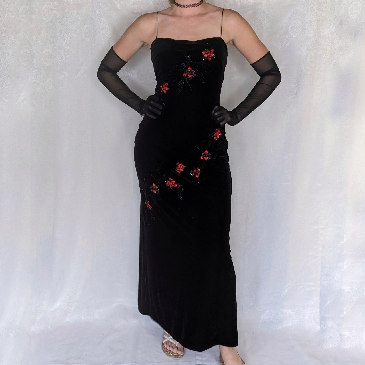 Black Vintage Elegant Delicate Rose Floral Beaded Long Velvet Ball Gown Evening Gown Birthday Party Gown Prom Gown gh3802