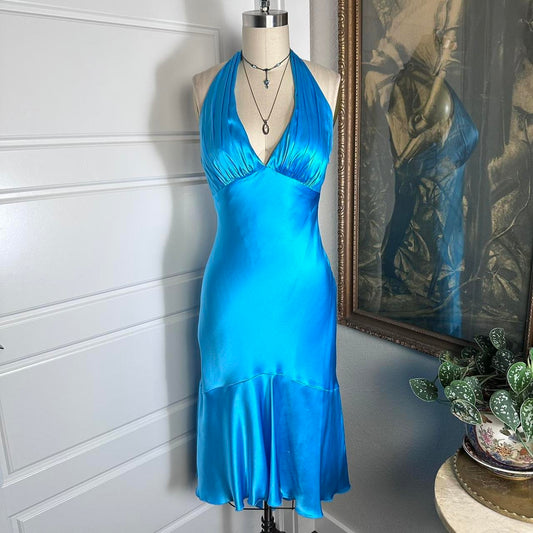 Girlhomeshops – Blaues, schlichtes, modisches, kurzes Satinkleid mit Rüschen und Hosenträgern, formelles Heimkehrkleid, gh5501