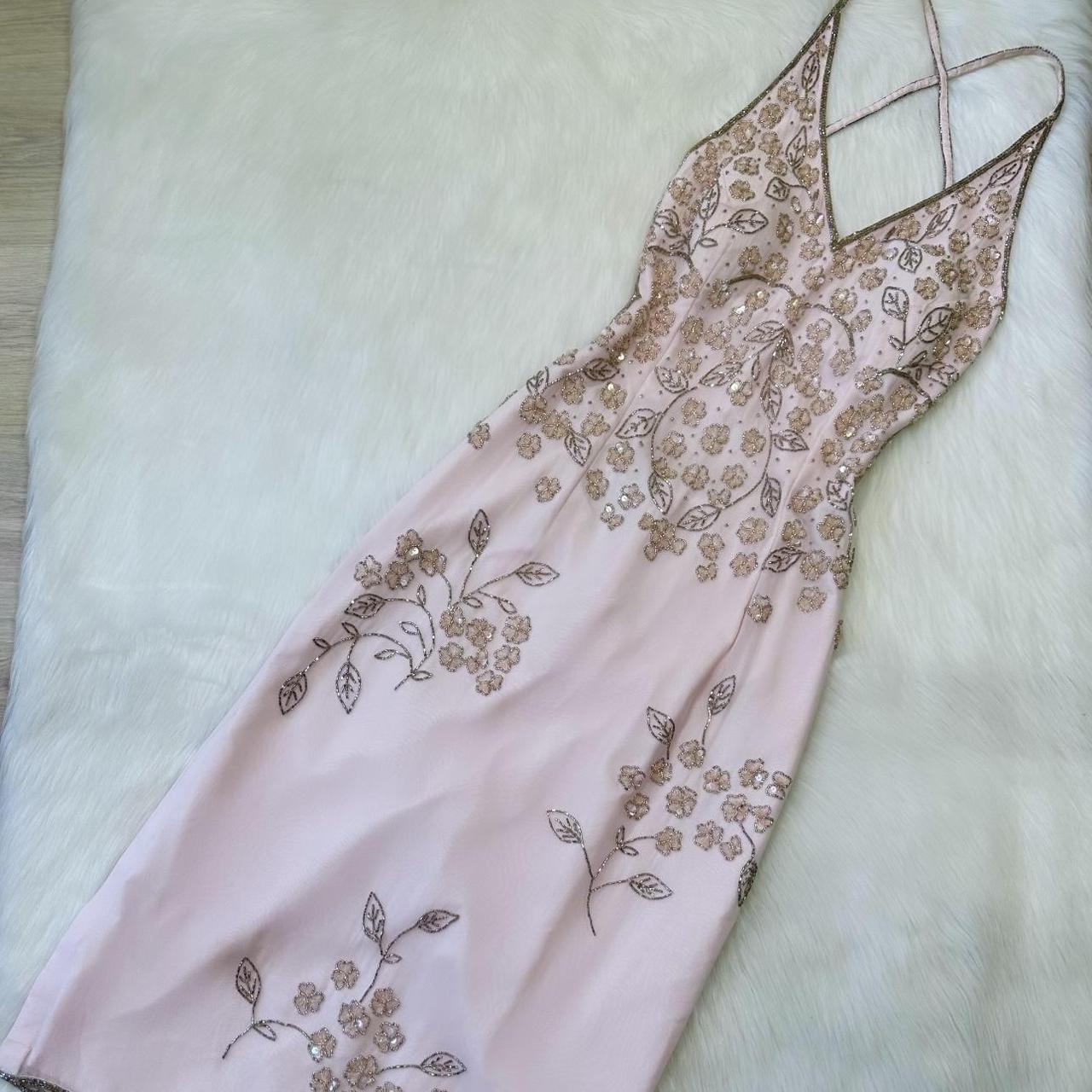 Superbe robe de fée rose pâle vintage avec perles florales argentées, belle robe de bal perlée, robe Y2K, robe de fée, robe de retour, robe d'invité de mariage, robe des années 2000 gh4513