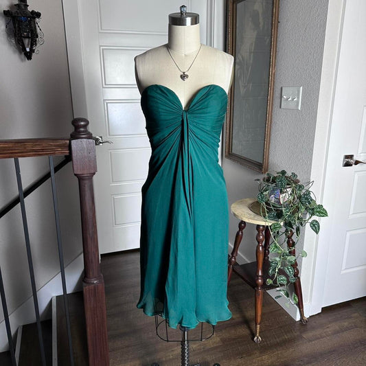 Girlhomeshops – Trägerloses, schlichtes, modisches, kurzes, formelles Heimkehrkleid aus Satin, grün, gh5502